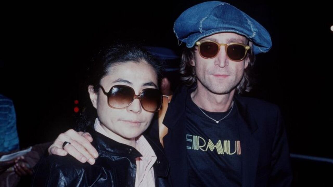 John Lennon caminaba con Yoko Ono poco antes de su muerte