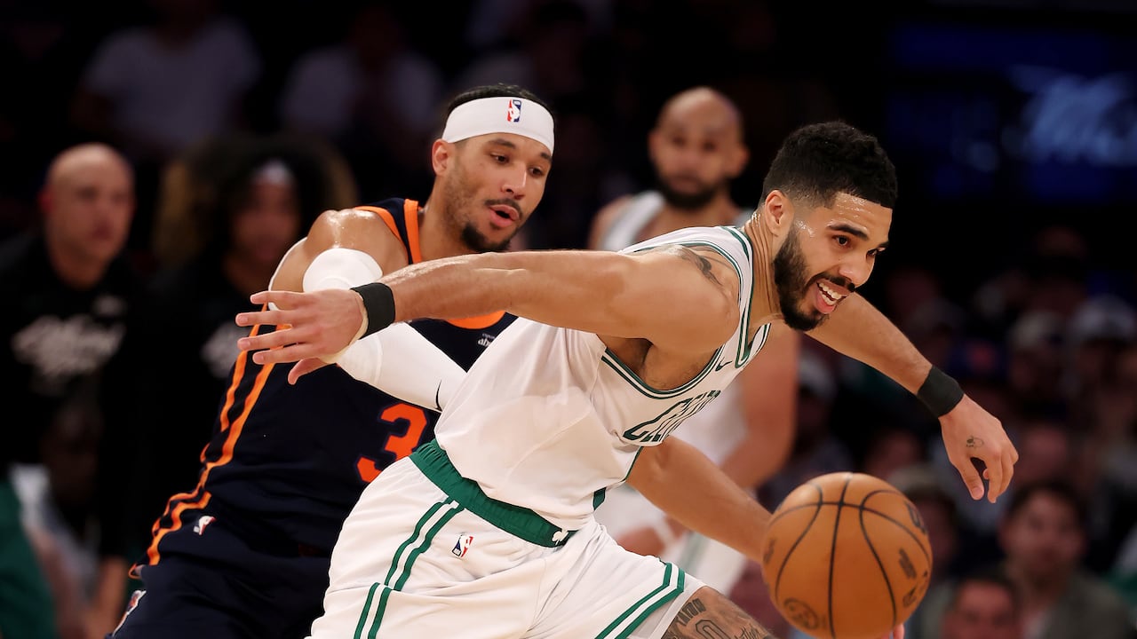 NEW YORK, NEW YORK - MAY 12: Jayson Tatum #0 of the Boston Celtics chases after a loose ball as Josh Hart #3 of the New York Knicks defends in Game Four of the Eastern Conference Second Round NBA Playoffs at Madison Square Garden on May 12, 2025 in New York City. NOTE TO USER: User expressly acknowledges and agrees that, by downloading and or using this photograph, User is consenting to the terms and conditions of the Getty Images License Agreement. (Photo by Elsa/Getty Images). (Photo by Elsa/Getty Images)