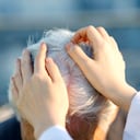 Hay que estar atentos con los lugares donde se aplican implantes capilares