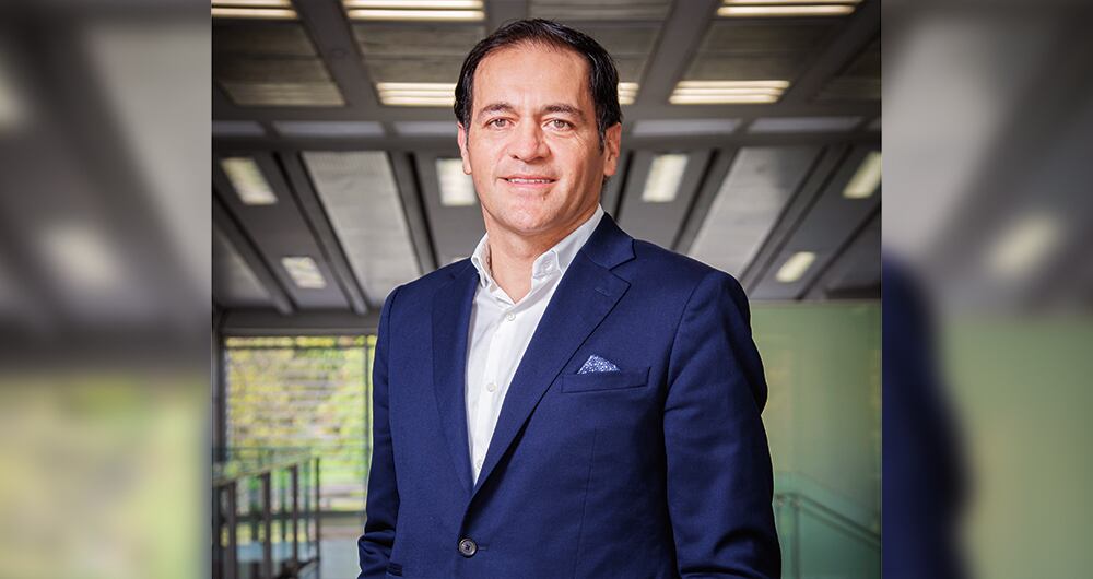 “Los actores del mercado de comunicaciones se enfrentan a grandes retos, sobre todo bajo el despliegue de nuevas tecnologías, como 5G, que exigen altas inversiones”, dice Fabián Hernández.