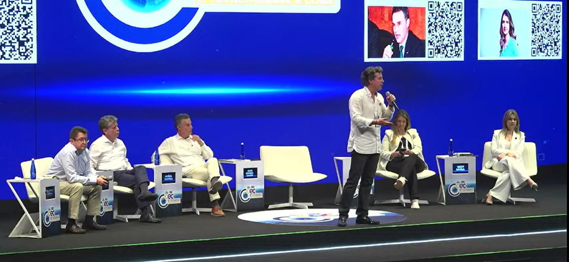 Ricardo Ospina, Bruce Mac Master, Aníbal Gaviria, Juan Manuel Galán, Paloma Valencia y Vicky Dávila en el foro de precandidatos a la Presidencia de la ANDI.