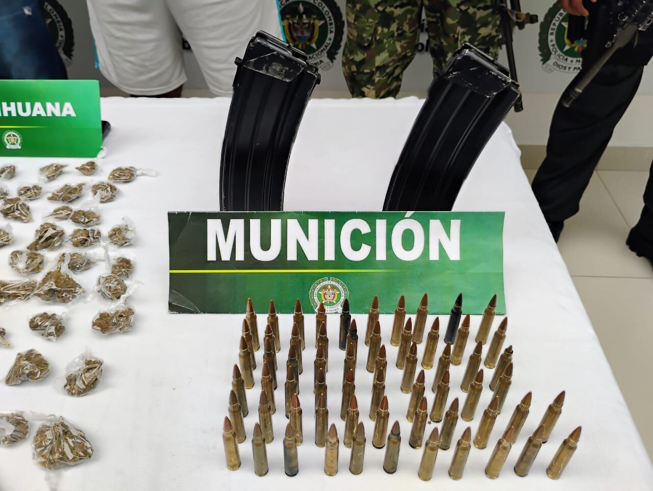 Municiones que encontraron en el operativo.