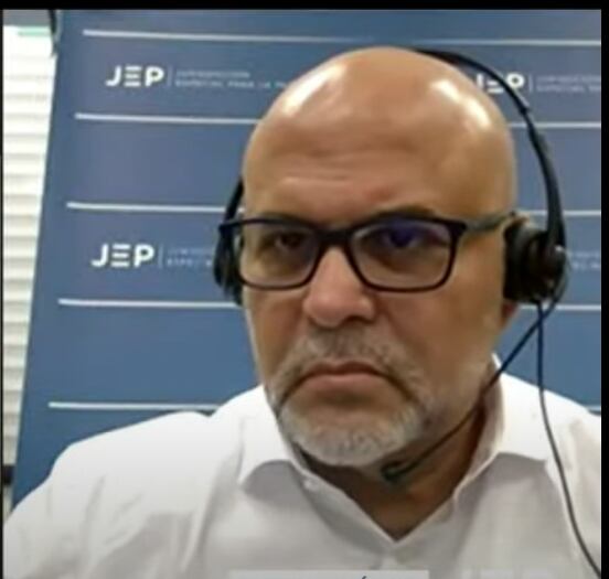 Salvatore Mancuso rinde declaración ante la JEP.