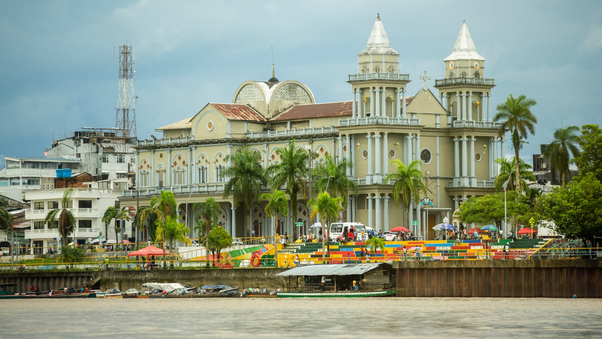 La Catedral San Francisco de Asís es una de las paradas obligatorias para los viajeros que disfrutan del turismo religioso.