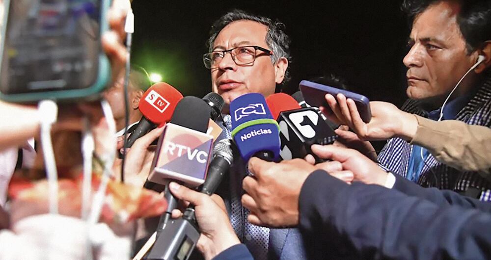  El presidente Petro se enteró de la noticia cuando aterrizó en Bogotá tras su viaje a La Habana, Cuba. Espera invitar a los menores a la Casa de Nariño. 