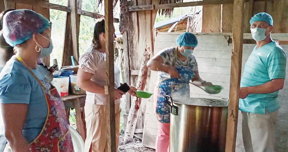 ¿Dónde está la plata de  las ollas? _4