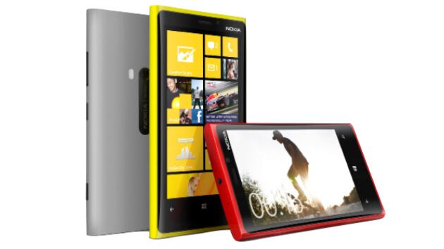 En su alianza con Microsoft, Nokia ha logrado posicionarse en el segmento de los ‘smartphone’ con su serie de teléfonos Lumia, que vienen en variados colores y precios.