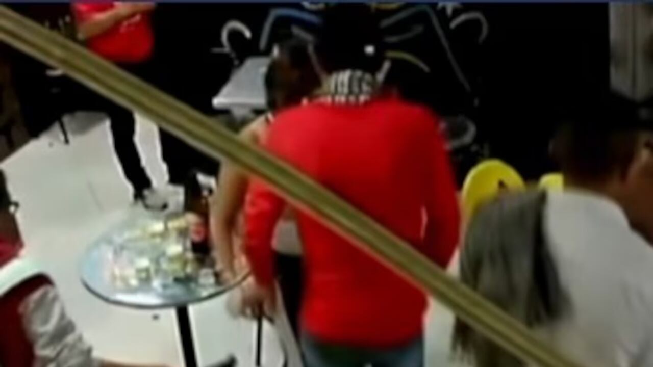 Esta imagen muestra a la pareja poco antes de que se presentara el ataque.