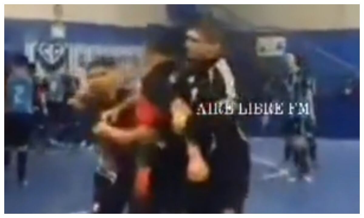 El agresor, identificado como Jorge Britos apuñaló dos veces a un jugador