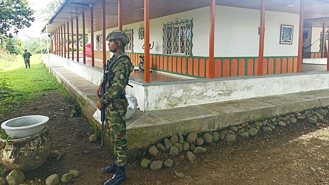 Fueron cobijados con la medida de extinción de dominio varios bienes inmuebles, los cuales eran propiedad del exjefe paramilitar alias Macaco