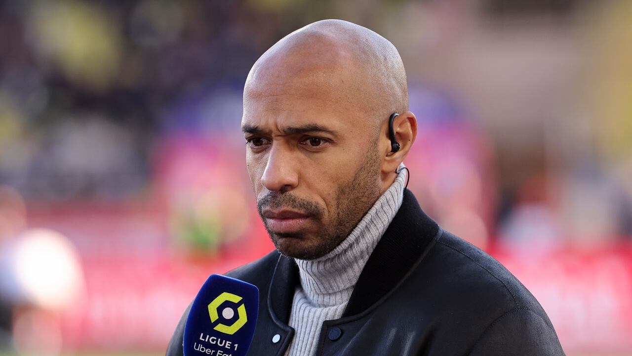 MONACO, MONACO - FEBRUARY 11: Thierry Henry comments for Amazon Prime Video the Ligue 1 match between AS Monaco (ASM) and Paris Saint-Germain (PSG) at Stade Louis II on February 11, 2023 in Monaco, Monaco. (Photo by Jean Catuffe/Getty Images)
