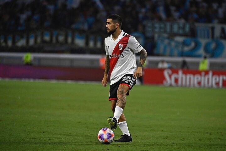 Varios equipos se solidarizaron con el lateral de River Plate.