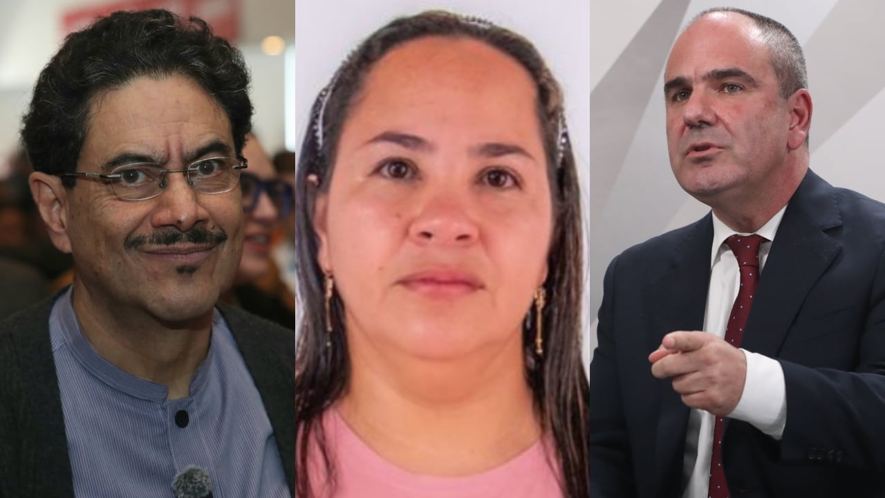 De izquierda a derecha: Iván Cepeda, Mileydy Villada y Gabriel Vallejo.