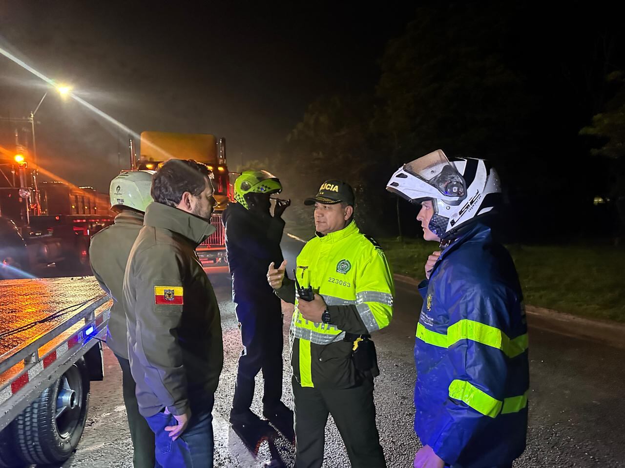Una de las zonas más impactadas fue la Autopista Norte, donde las lluvias provocaron el colapso del tráfico.