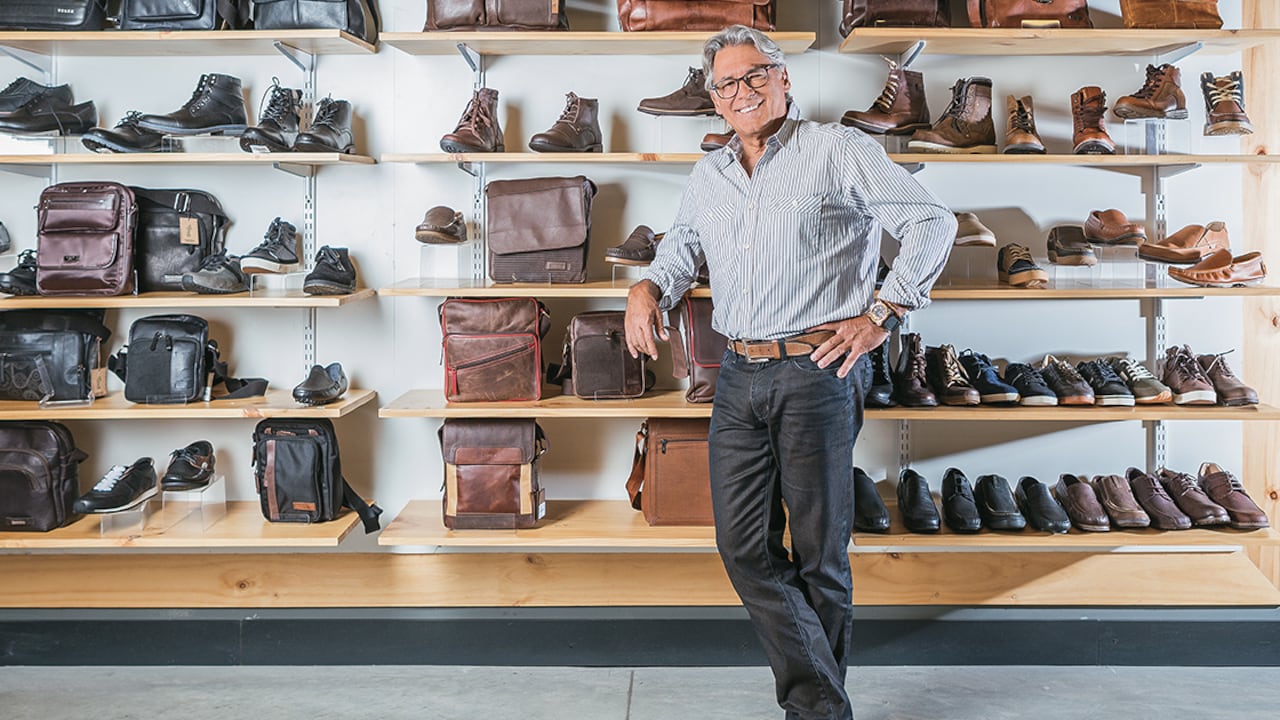 Juan Raúl Vélez Presidente Cueros Vélez.