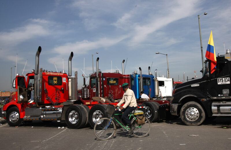 Ante el caos, se discute sobre qué tan pertinente resultó que el Distrito concediera el permiso de protestar al gremio de los camioneros.
