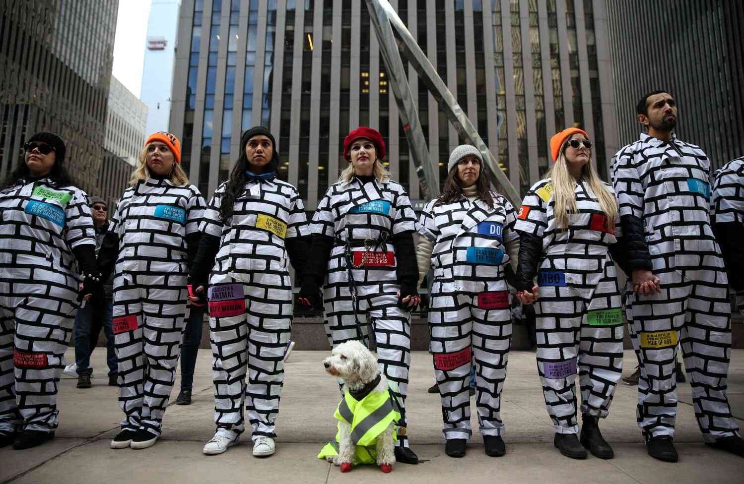 La "Marcha de Mujeres", que tuvo lugar en la ciudad de Nueva York, fue una manifestación contra el presidente de los Estados Unidos, Donald Trump.   (Amr Alfiky - Agencia Anadolu).
