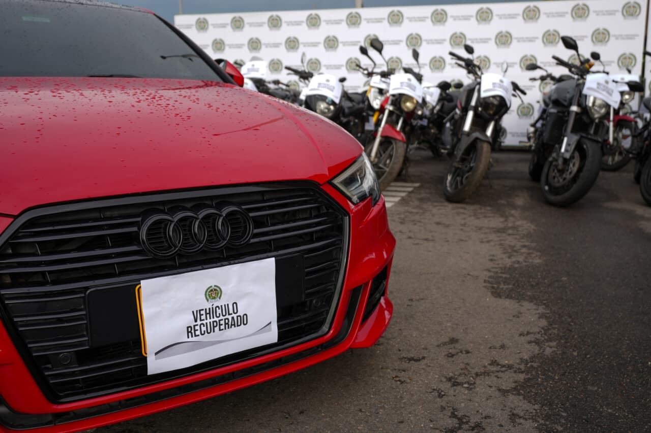 Las autoridades desarticularon 3 bandas organizadas dedicadas al robo de carros y motos