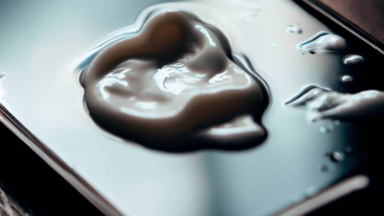 Algunos creen que la crema dental puede quitar los rayones de la pantalla del celular.