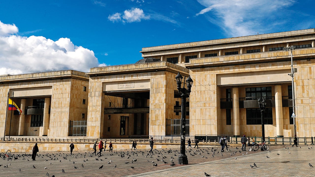 De estos 18 candidatos de la Corte Suprema de Justicia quedará elegido uno, que formará parte de la terna en la que el Senado decidirá quién será el próximo magistrado de la Corte Constitucional.