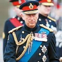 Carlos, príncipe de Gales, hijo mayor de Isabel, será proclamado rey en el palacio de St. James y reconocido por el Parlamento. Tras su primera alocución al país visitará a los líderes de Escocia, Gales e Irlanda del Norte en sus capitales.