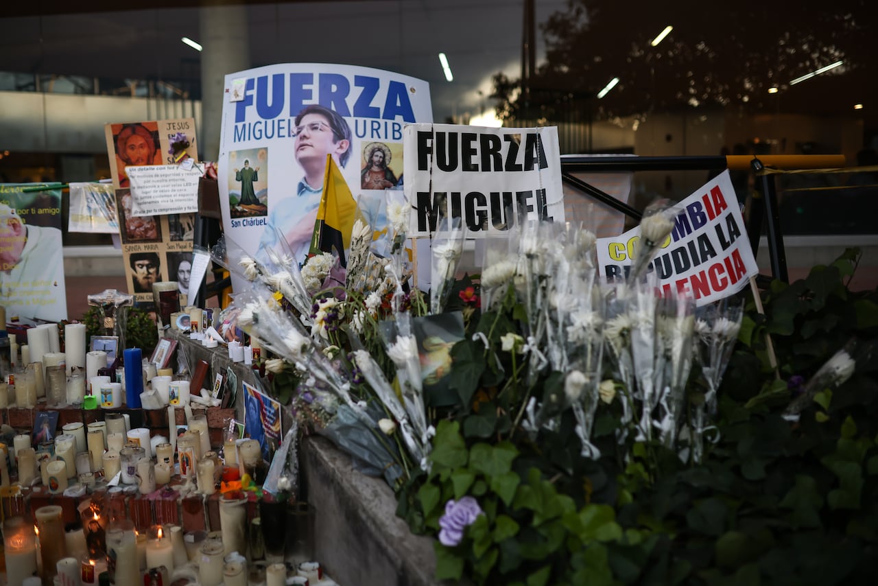 Jornada de oración por la salud de Miguel Uribe Turbay, en la Fundación Santa Fe.