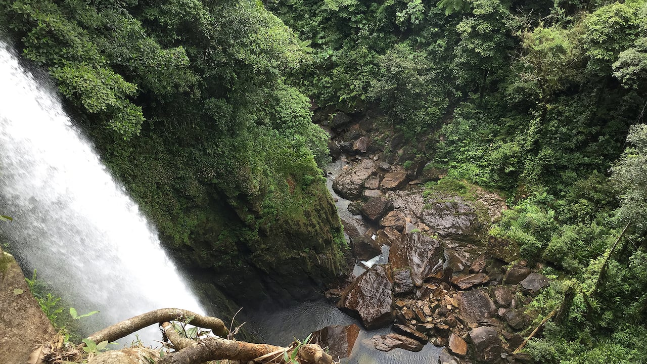 La cascada fin del mundo está ubicada en el departamento de Putumayo.