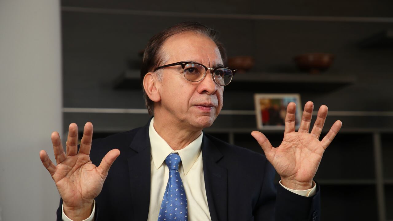 Jairo Orlando Villabona Robayo, director de la Dian