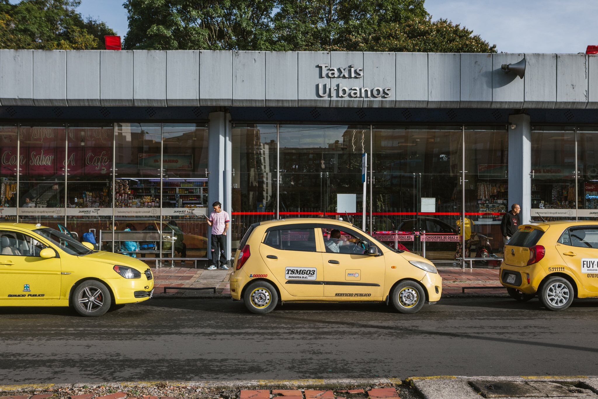 Alcaldía lanzó premio para destacar las buenas prácticas de los taxistas