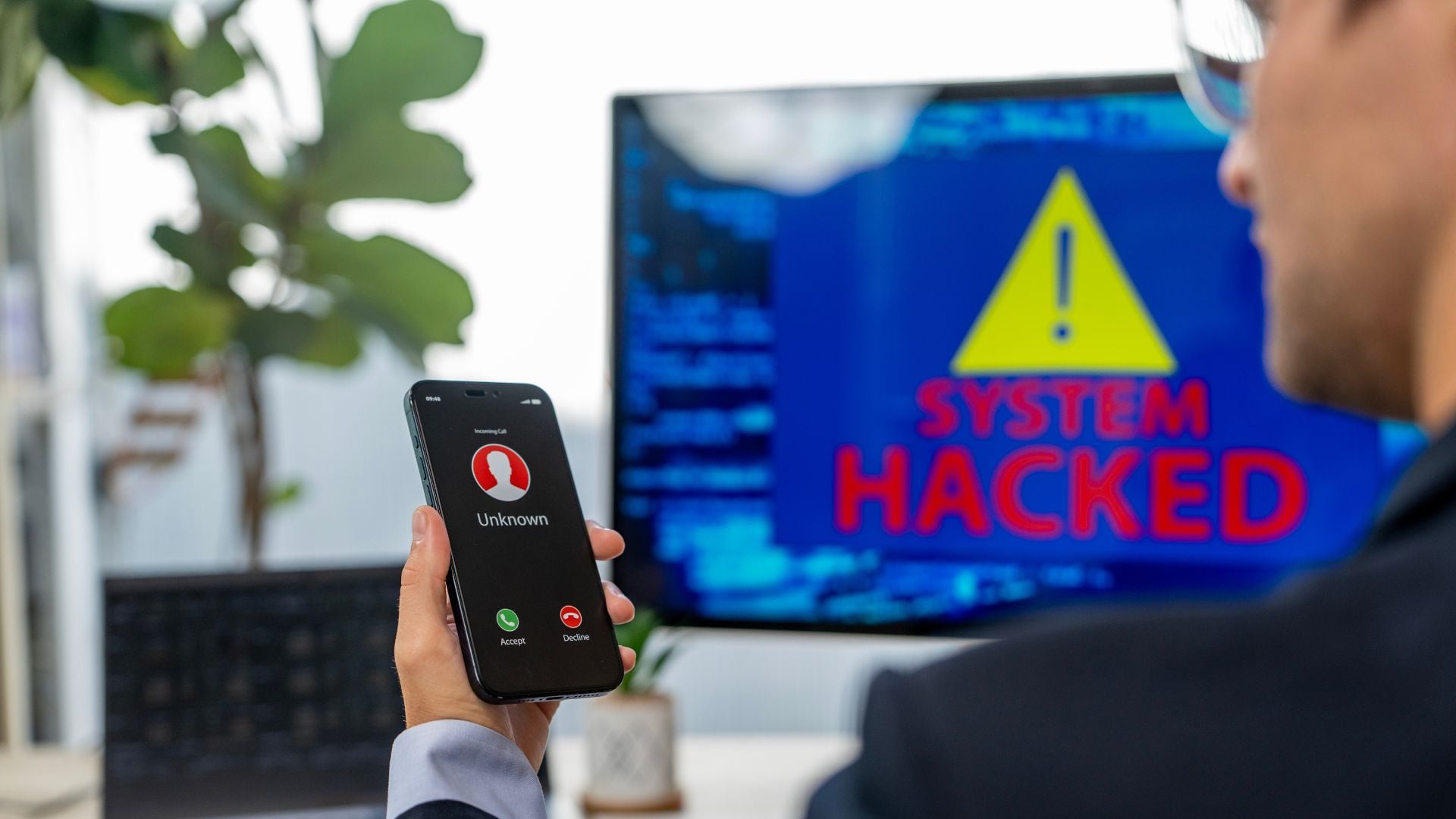 Hoy, los atacantes buscan vulnerar dispositivos, cuentas y plataformas digitales con el fin de obtener datos personales.