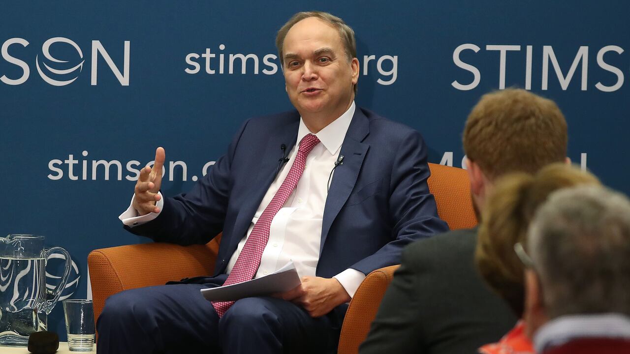 El embajador de Rusia en Estados Unidos Anatoly Antonov denunció bloqueos por parte del gobierno estadounidense a la misión diplomática