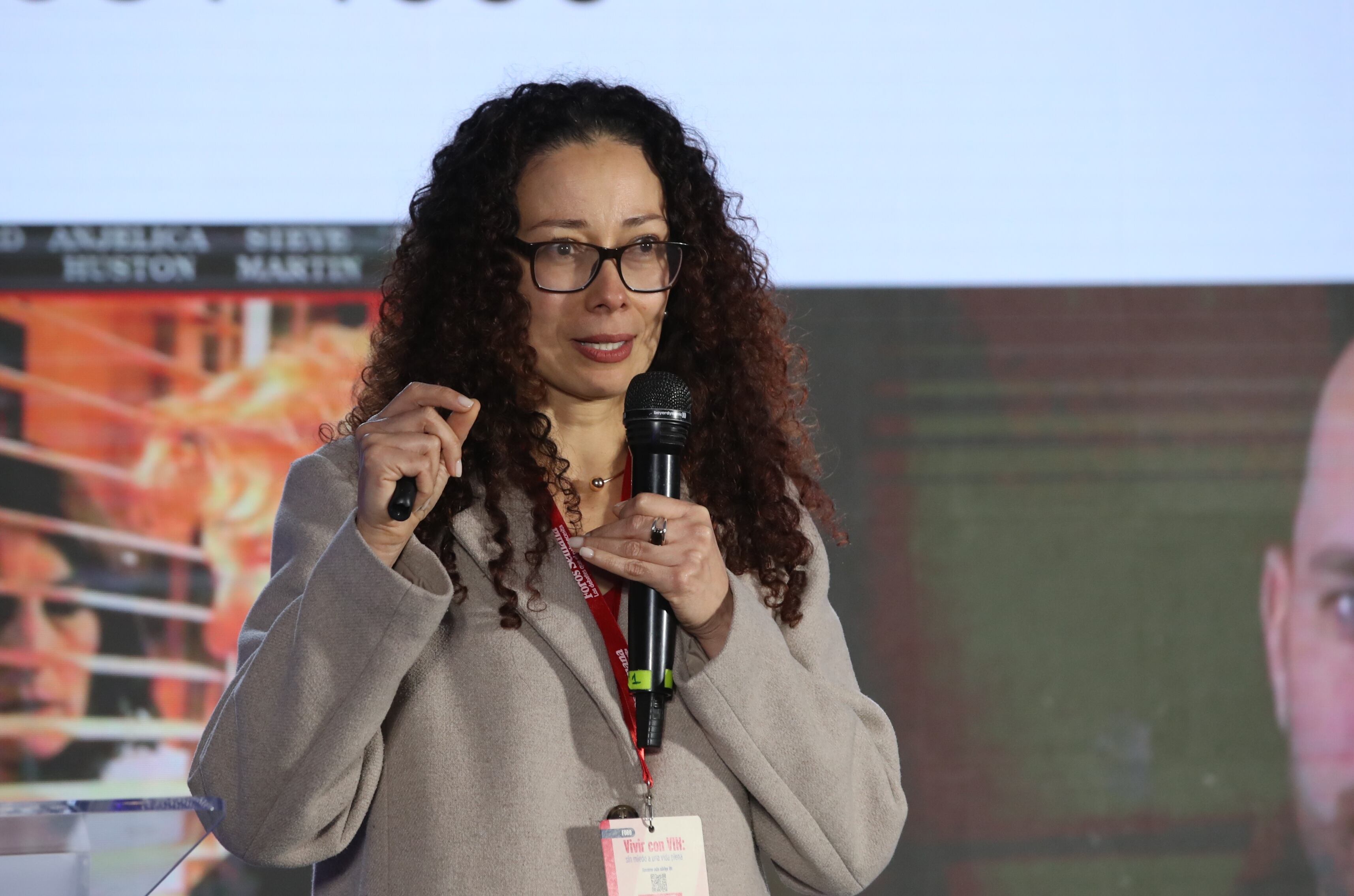 Foro ‘Vivir con VIH: sin miedo a una vida plena’