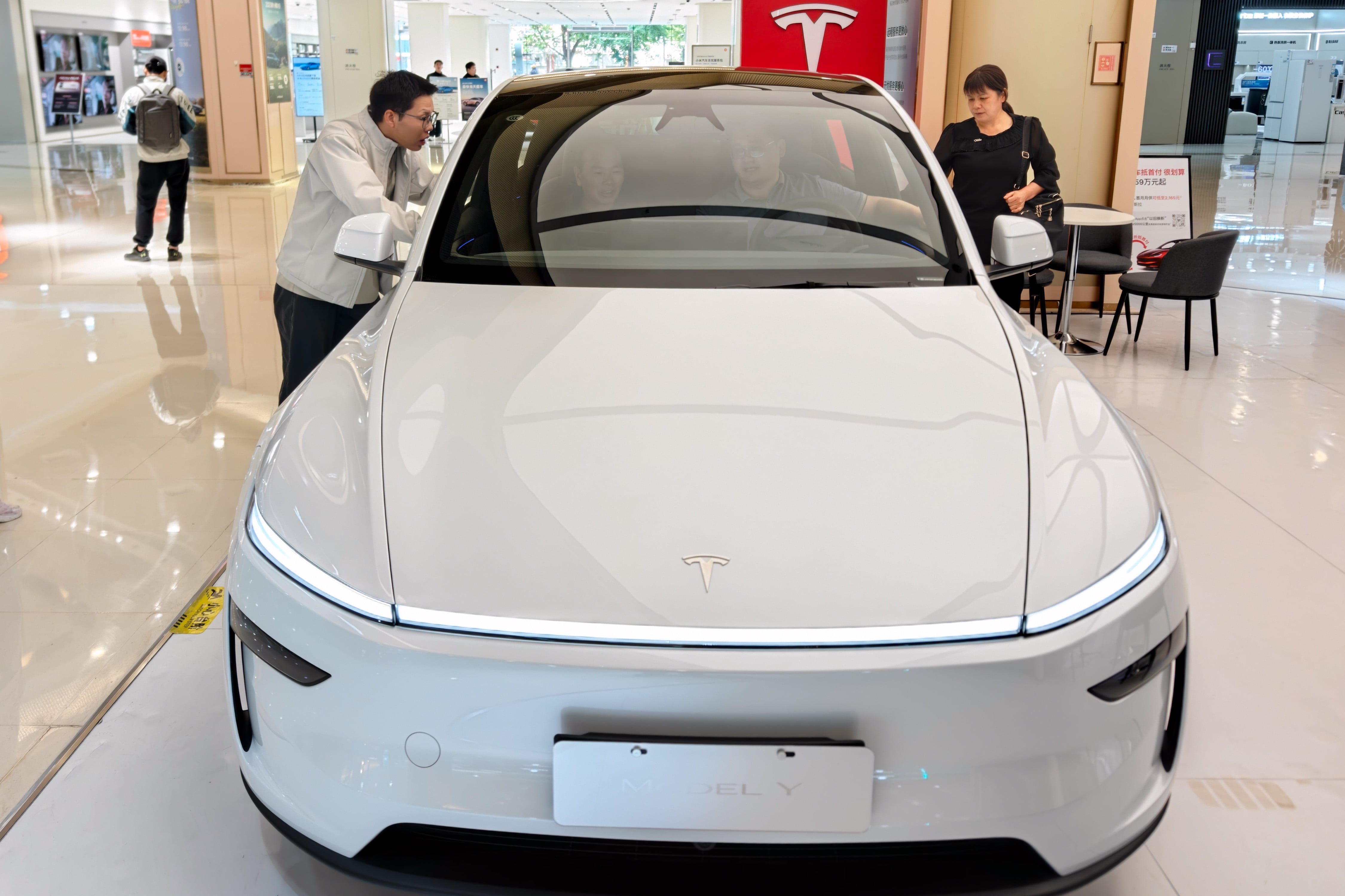 El Tesla Model Y mantuvo el primer lugar entre los vehículos con mayor número de registros durante agosto.