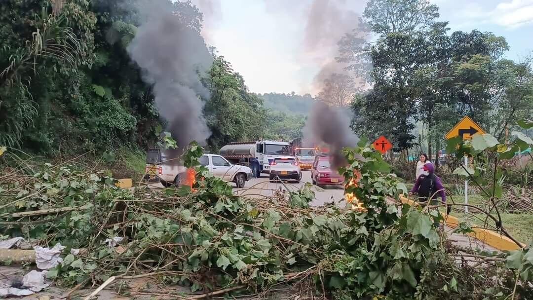 Así se encuentra la vía Panamericana.