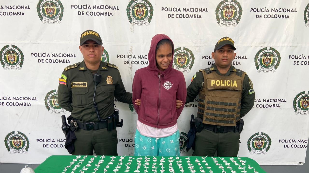 La mujer vendía cocaína en pequeñas dosis y tenía una renta millonaria a diario