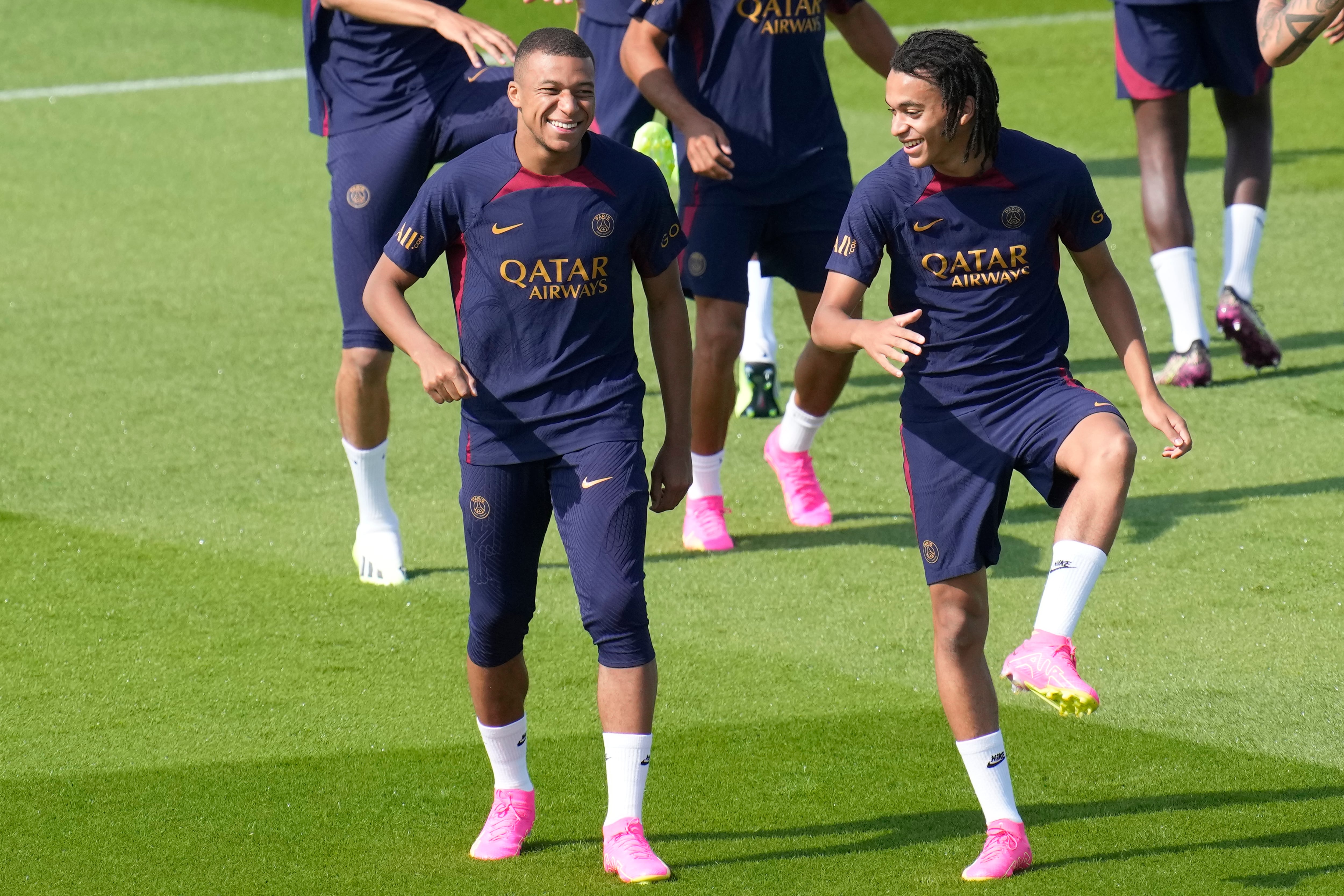 Kylian Mbappé entrenando con el PSG.