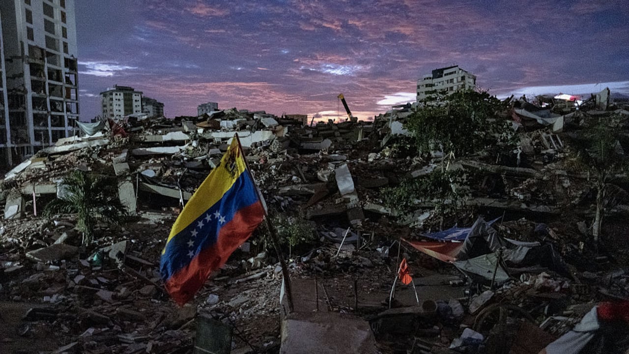 Las imágenes satelitales ayudaron a la NASA entender cómo se rompió la falla geológica.