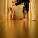 punto de ruptura Maltrato infantil, castigo niños, maltrato a niños, madre regañando a su hija.