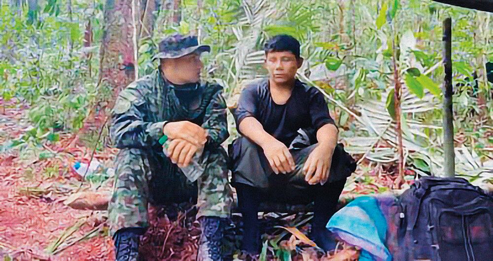   Manuel Ranoque participó en las labores de búsqueda en compañía de las autoridades y chamanes que llegaron hasta la selva del Guaviare para encontrar a los cuatro  menores. Nunca perdió la esperanza de hallar con vida a sus hijos.