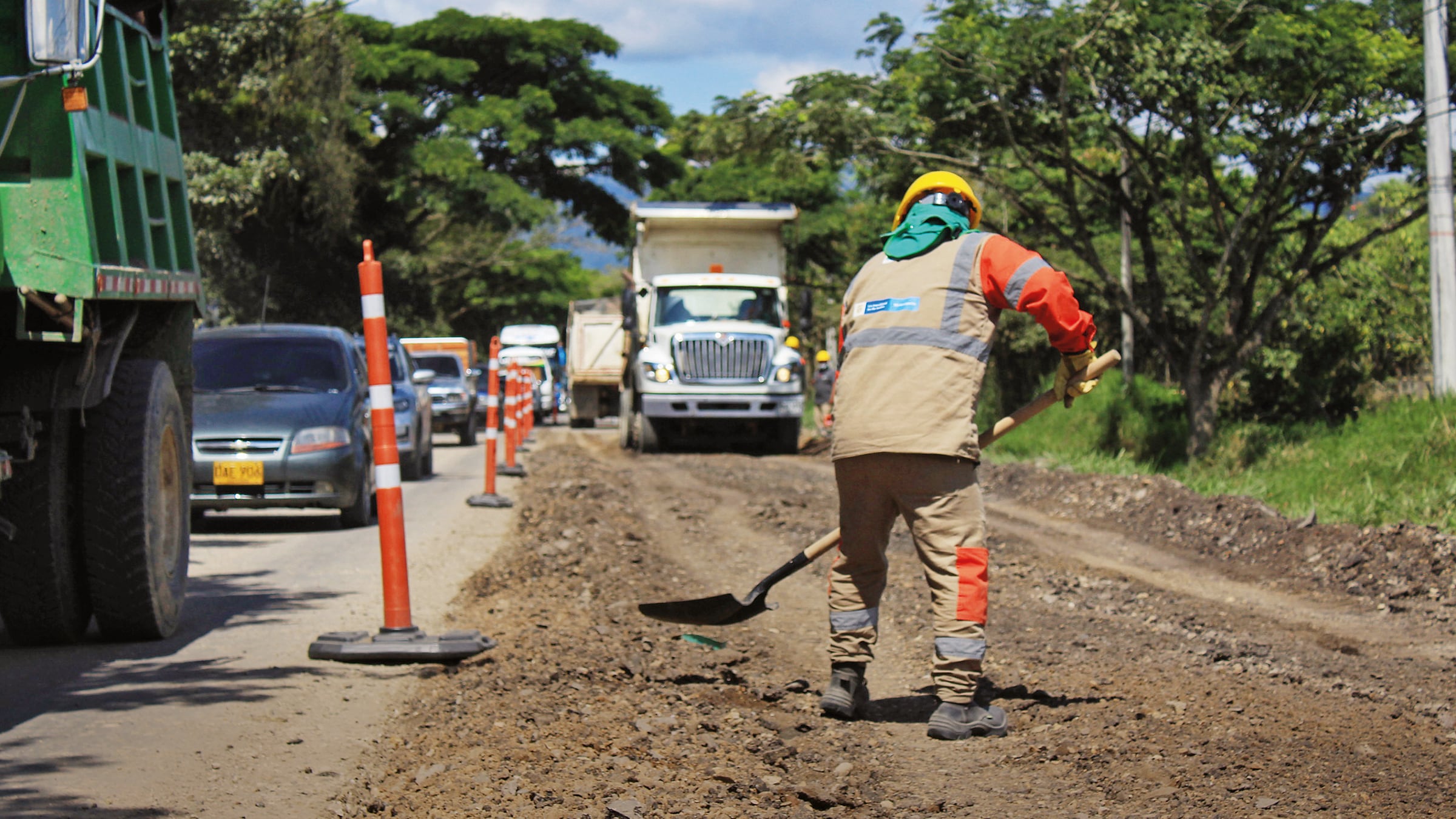 El proyecto vial Santana-Mocoa-Neiva agilizará la movilización de pasajeros y carga desde Ecuador.