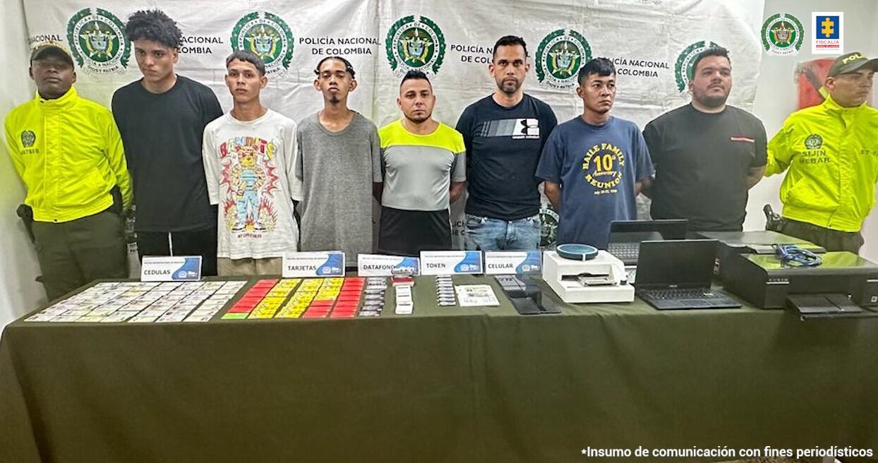 Desmantelan red dedicada a la falsificación de documentos para defraudar a bancos; así operaban desde Barranquilla