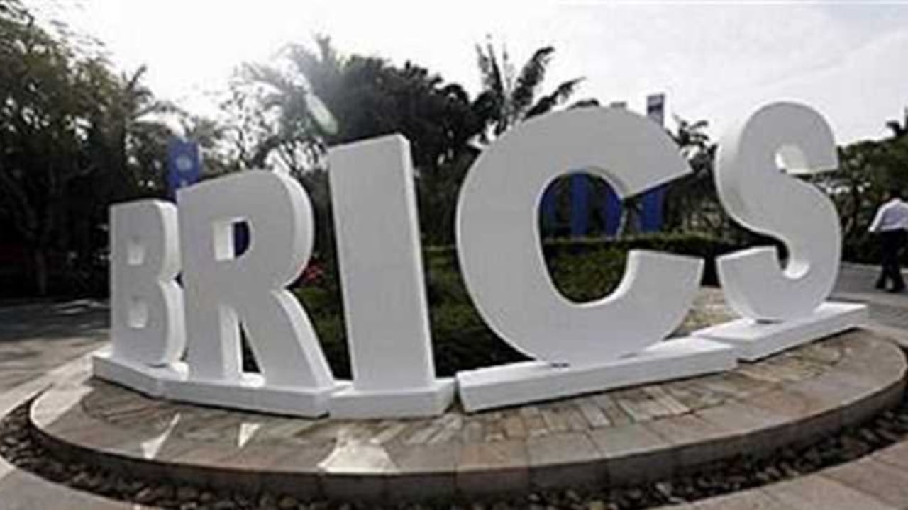 BRICS (Brasil, Rusia, India, China y Sudáfrica).