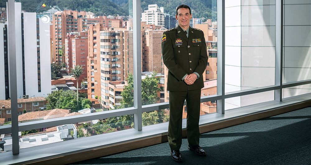 El general reconoció que votó por el presidente Gustavo Petro en las pasadas elecciones.