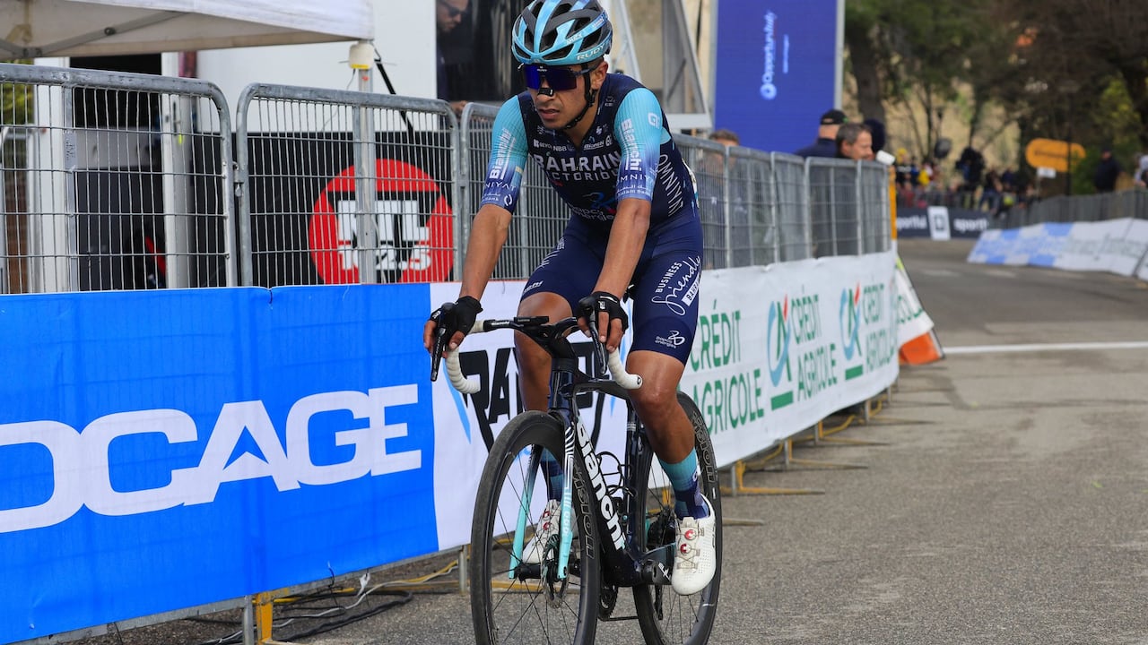 Santiago Buitrago, del Bahrain Victorious. En la etapa 2 del Giro de Italia se retiró tras un fuerte accidente vivido.