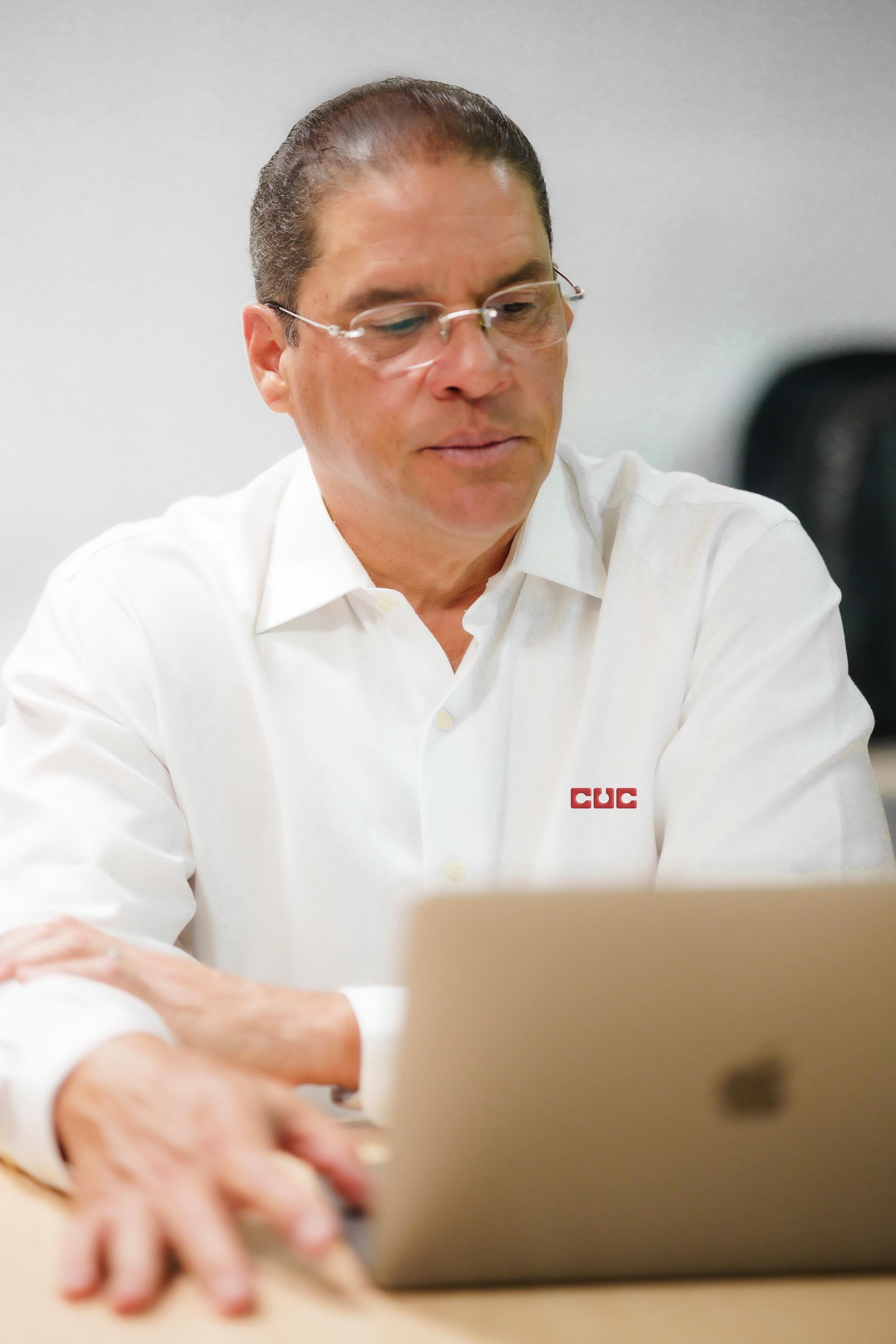 Eduardo Crissien Borrero, rector de la Universidad de la Costa.