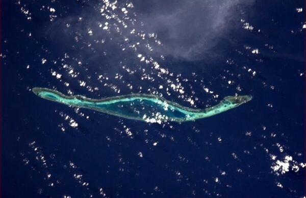 Isla en Indonesia. (Chris Hadfield @Cmdr_Hadfield)