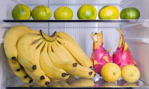 Así se deben guardar los bananos en la nevera.
