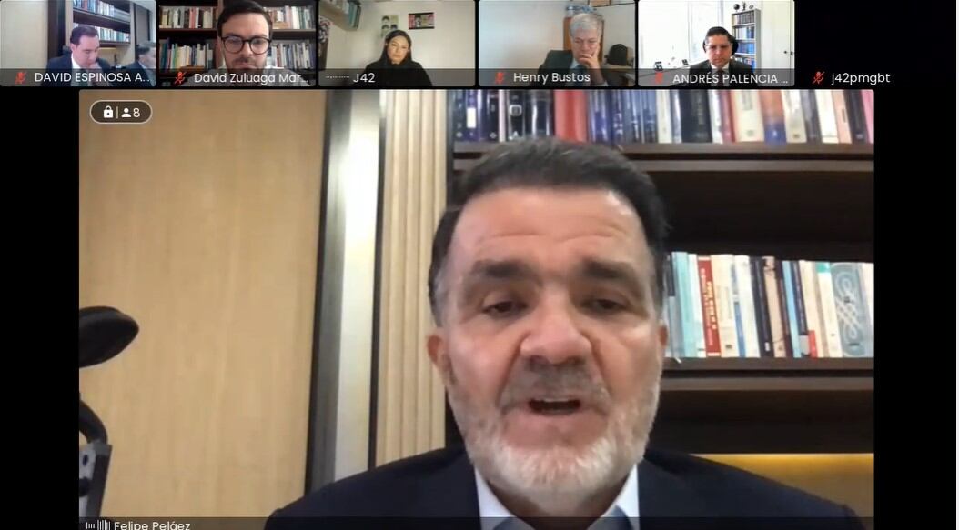 Óscar Iván Zuluaga Escobar y su hijo, David Zuluaga, en la imputación de cargos por el caso Odebrecht.