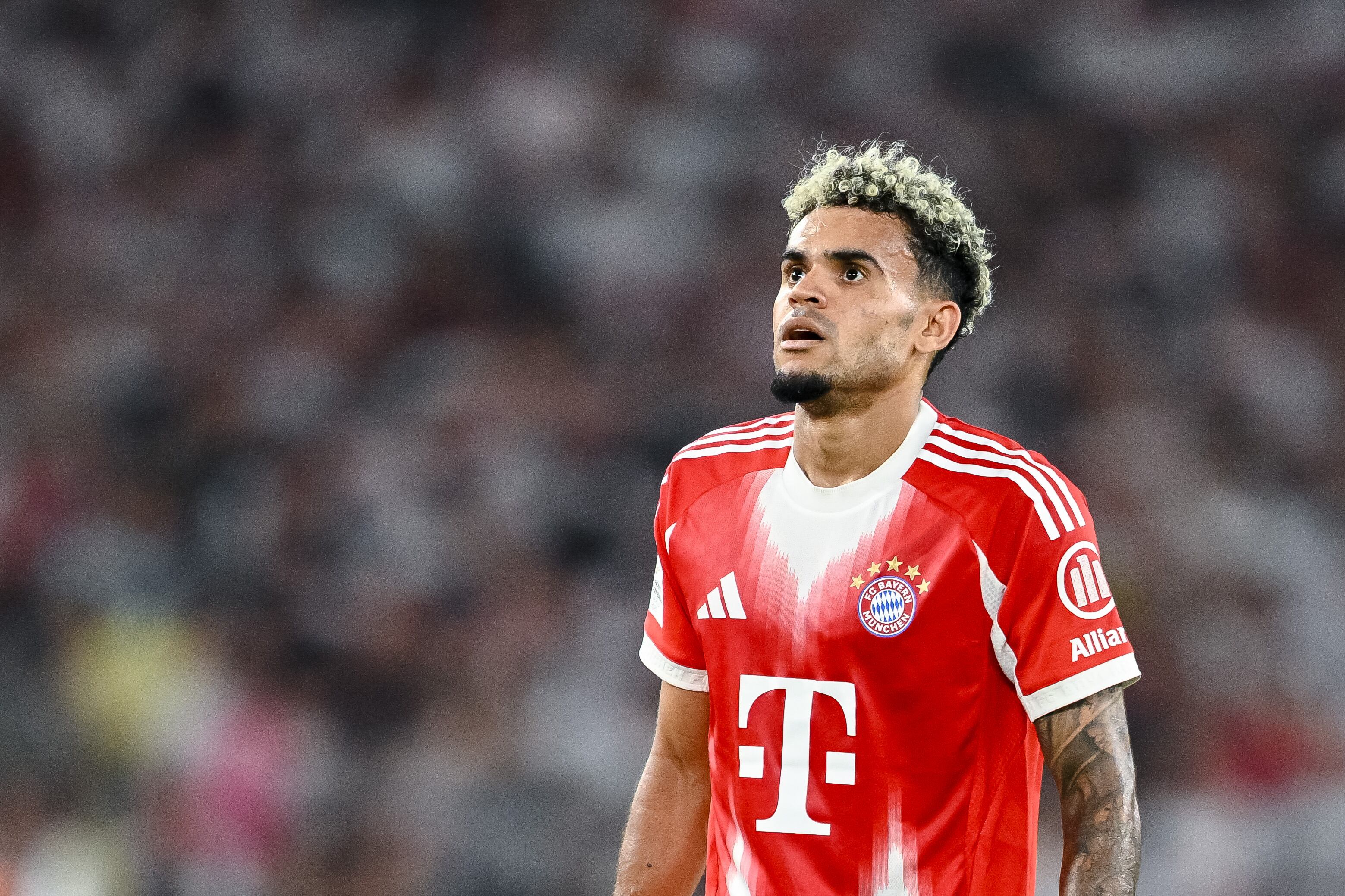 Stuttgart, Germany - August 16: Luis Díaz of Bayern Muenchen looks on during the Franz-Beckenbauer-Supercup 2025 match between VfB Stuttgart and FC Bayern München at MHPArena on August 16, 2025 in Stuttgart, Germany. (Photo by Harry Langer/DeFodi Images/DeFodi via Getty Images)