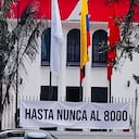 Valla que se instaló en la sede del Partido Liberal en Bogotá.